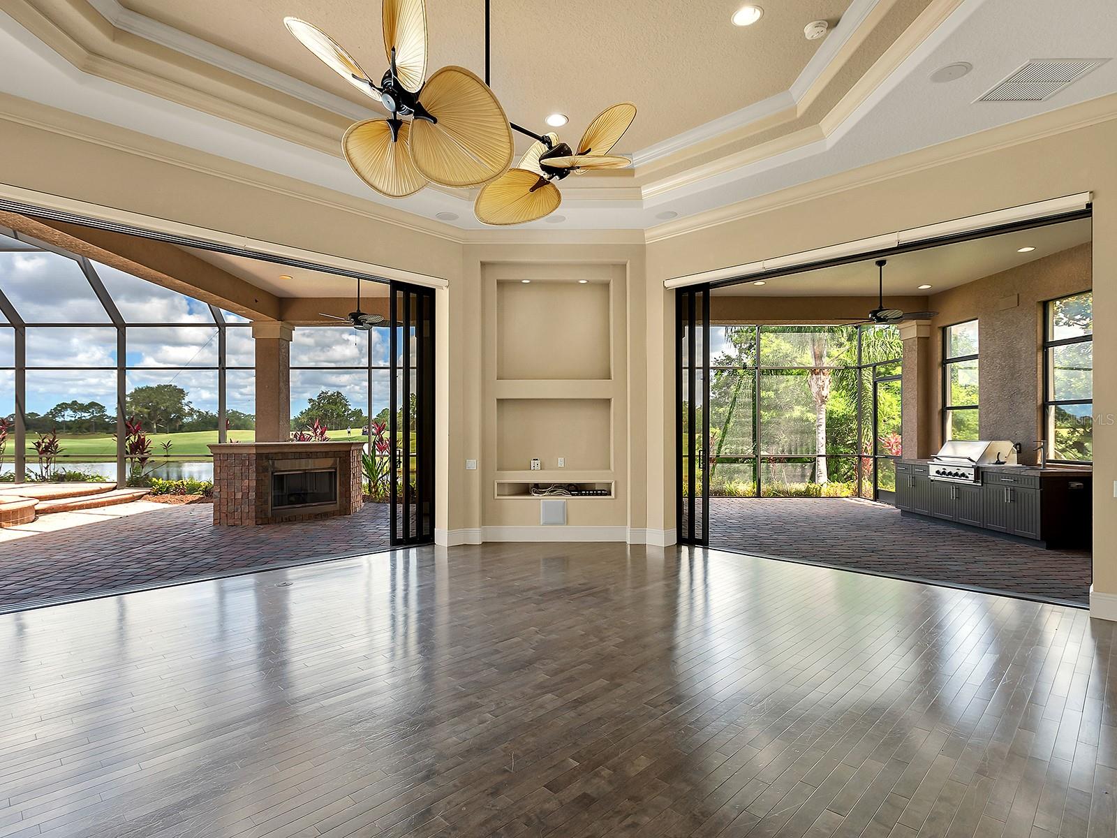 LAKEWOOD RANCH CCV VLG FF - Residential