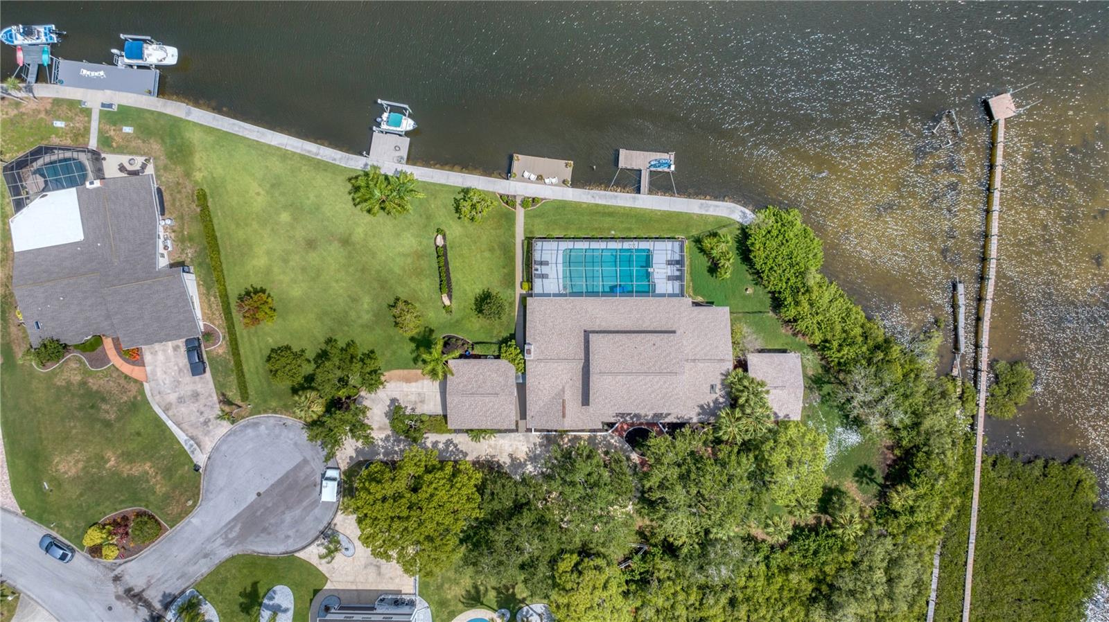 GULF HARBORS WOODLANDS - Residential