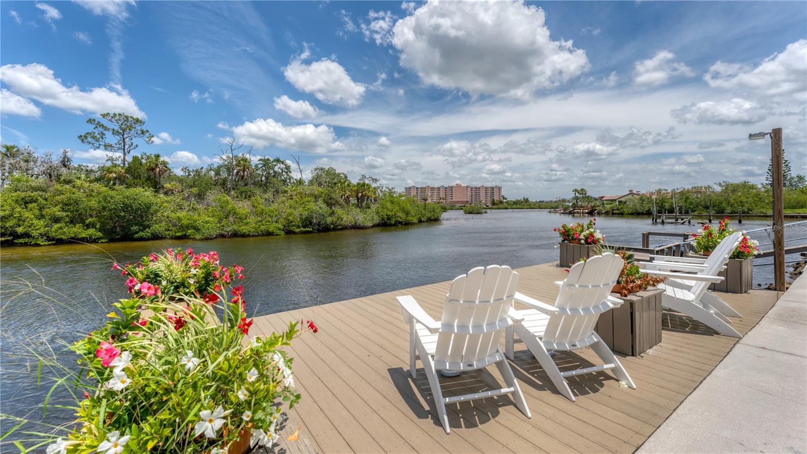 GULF HARBORS WOODLANDS - Residential