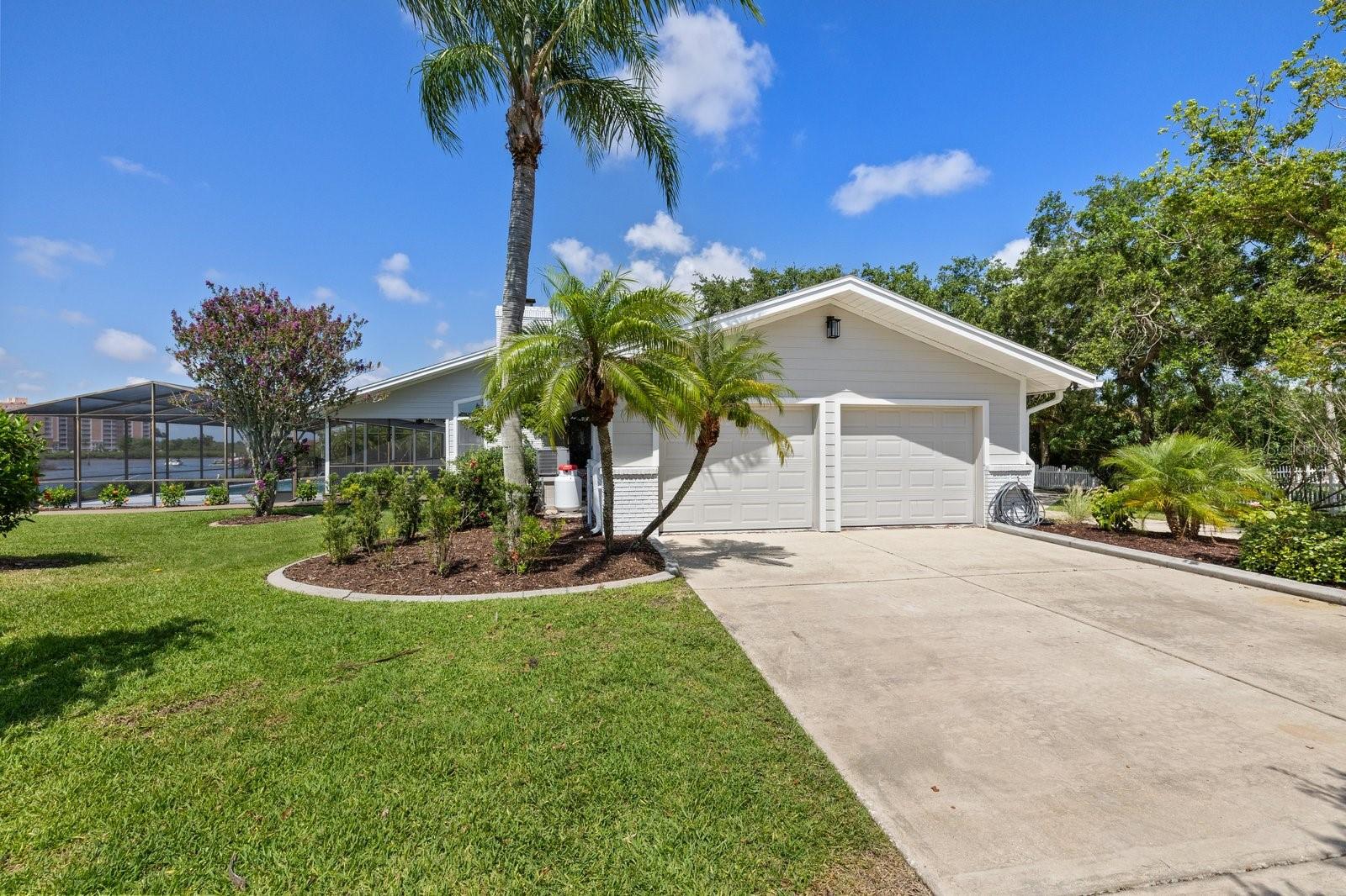 GULF HARBORS WOODLANDS - Residential