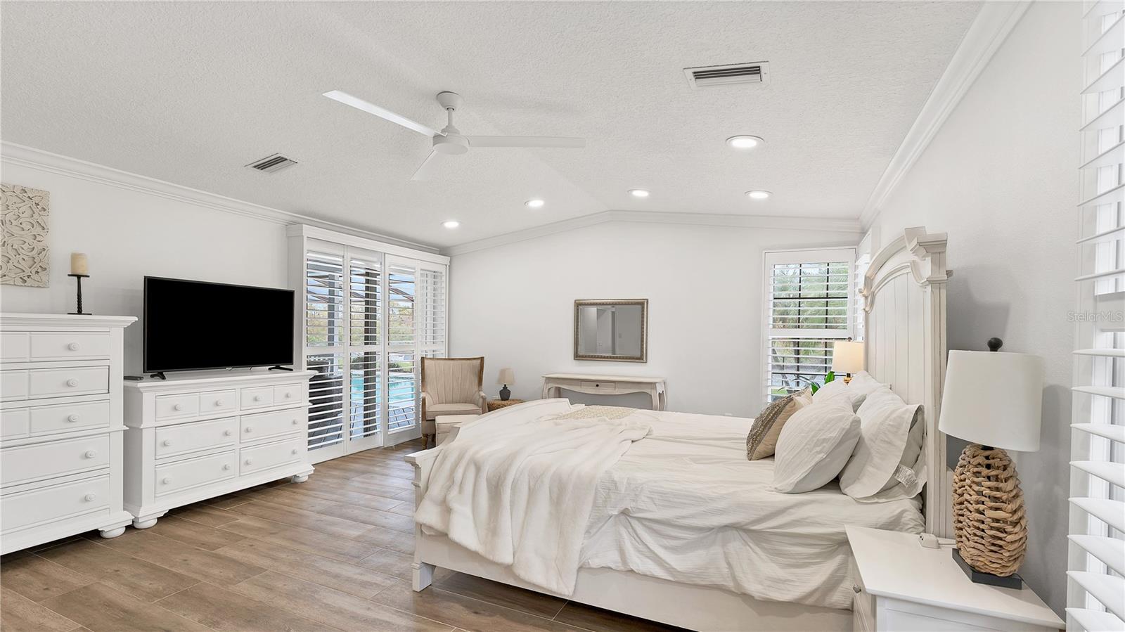 GULF HARBORS WOODLANDS - Residential