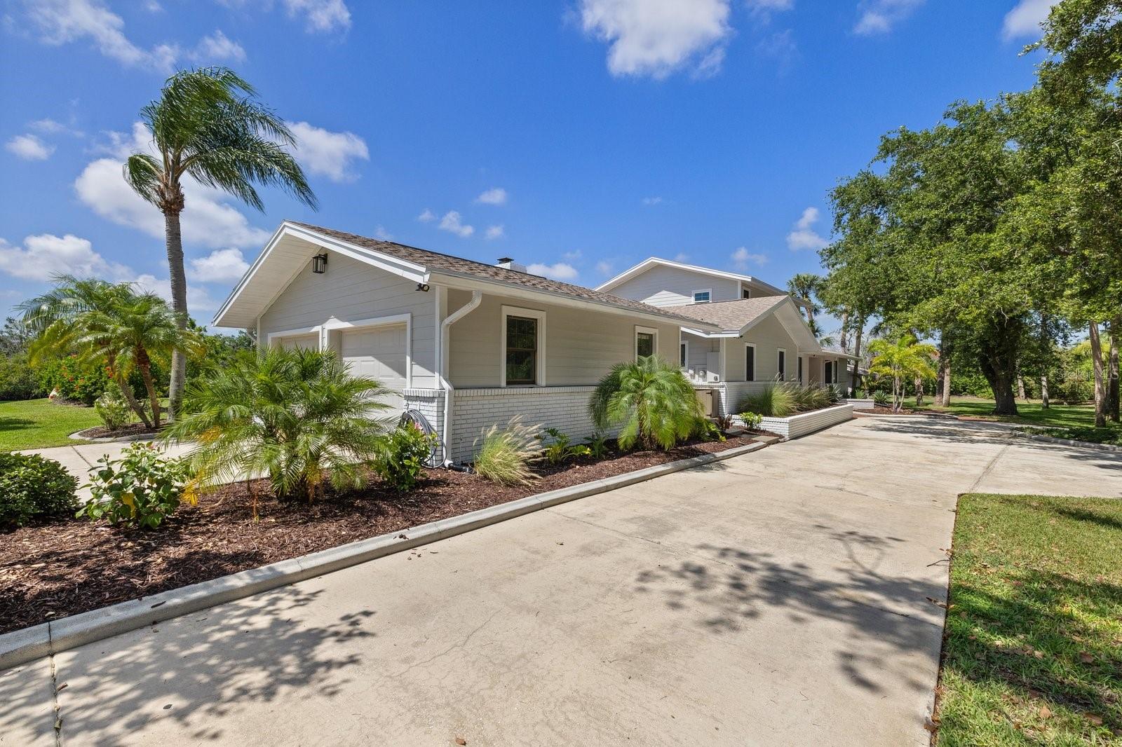 GULF HARBORS WOODLANDS - Residential