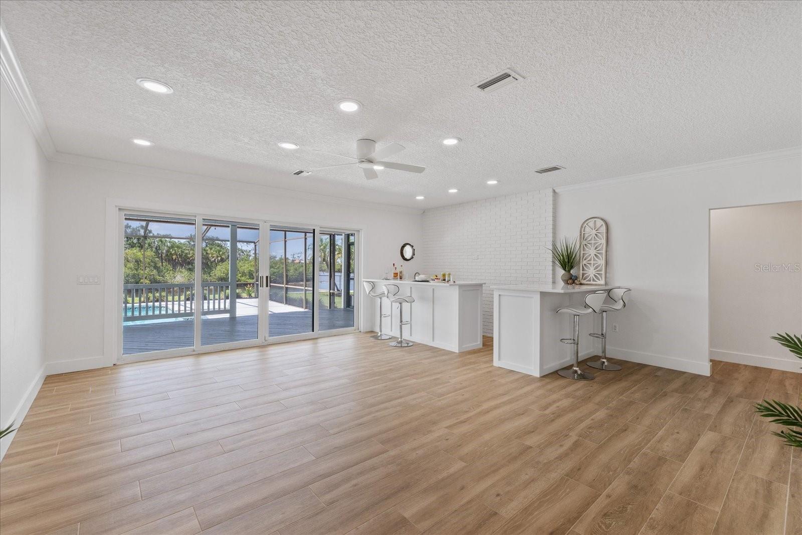 GULF HARBORS WOODLANDS - Residential