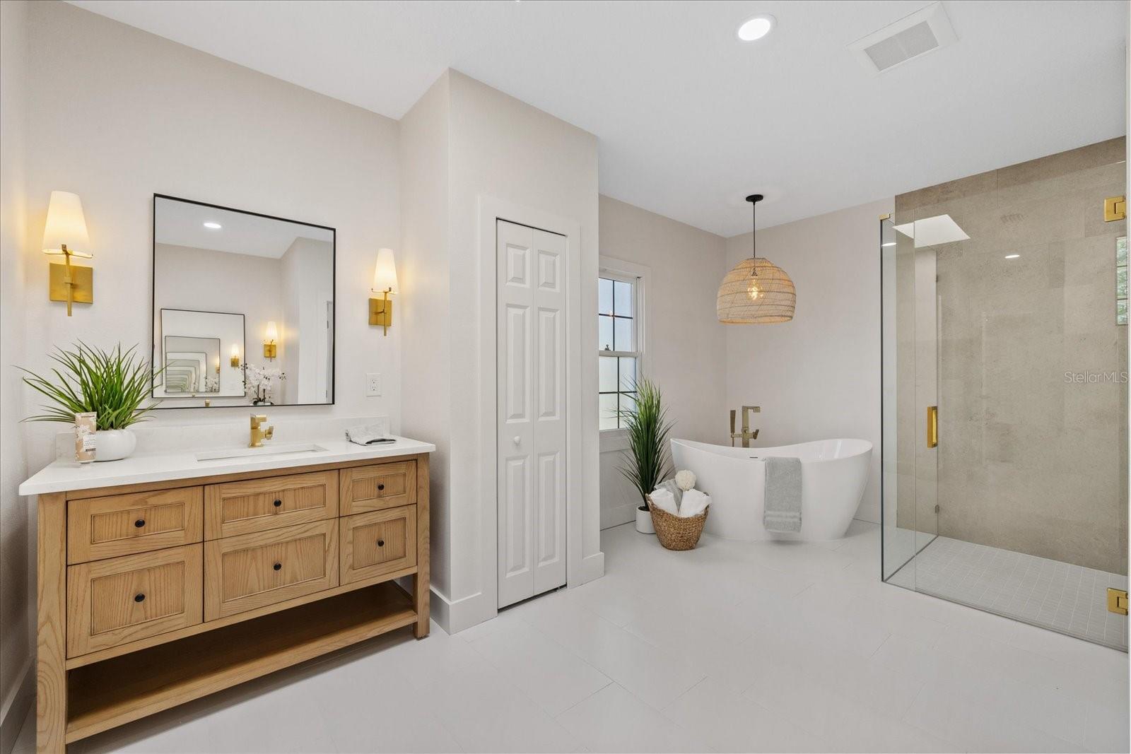 GULF HARBORS WOODLANDS - Residential