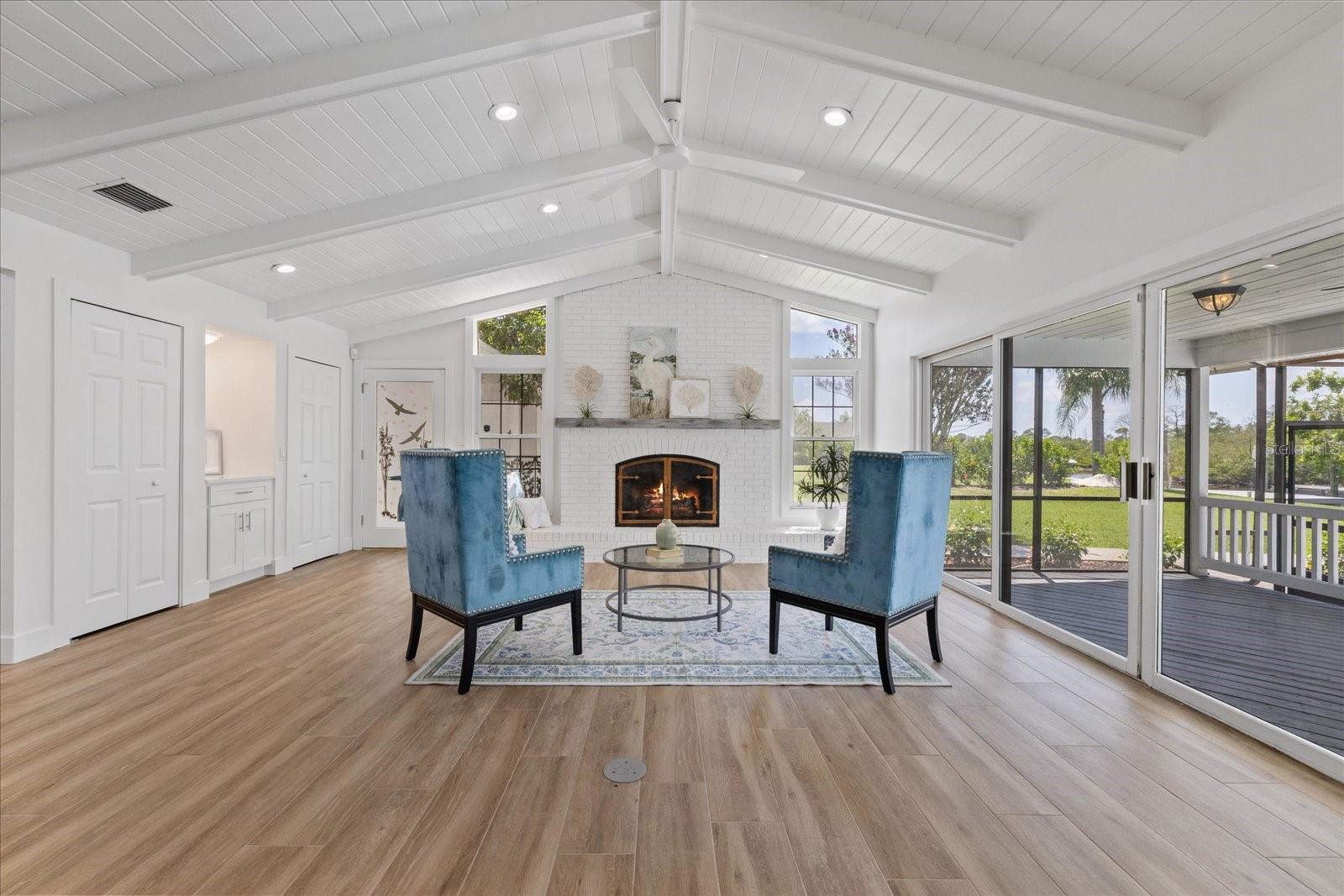 GULF HARBORS WOODLANDS - Residential