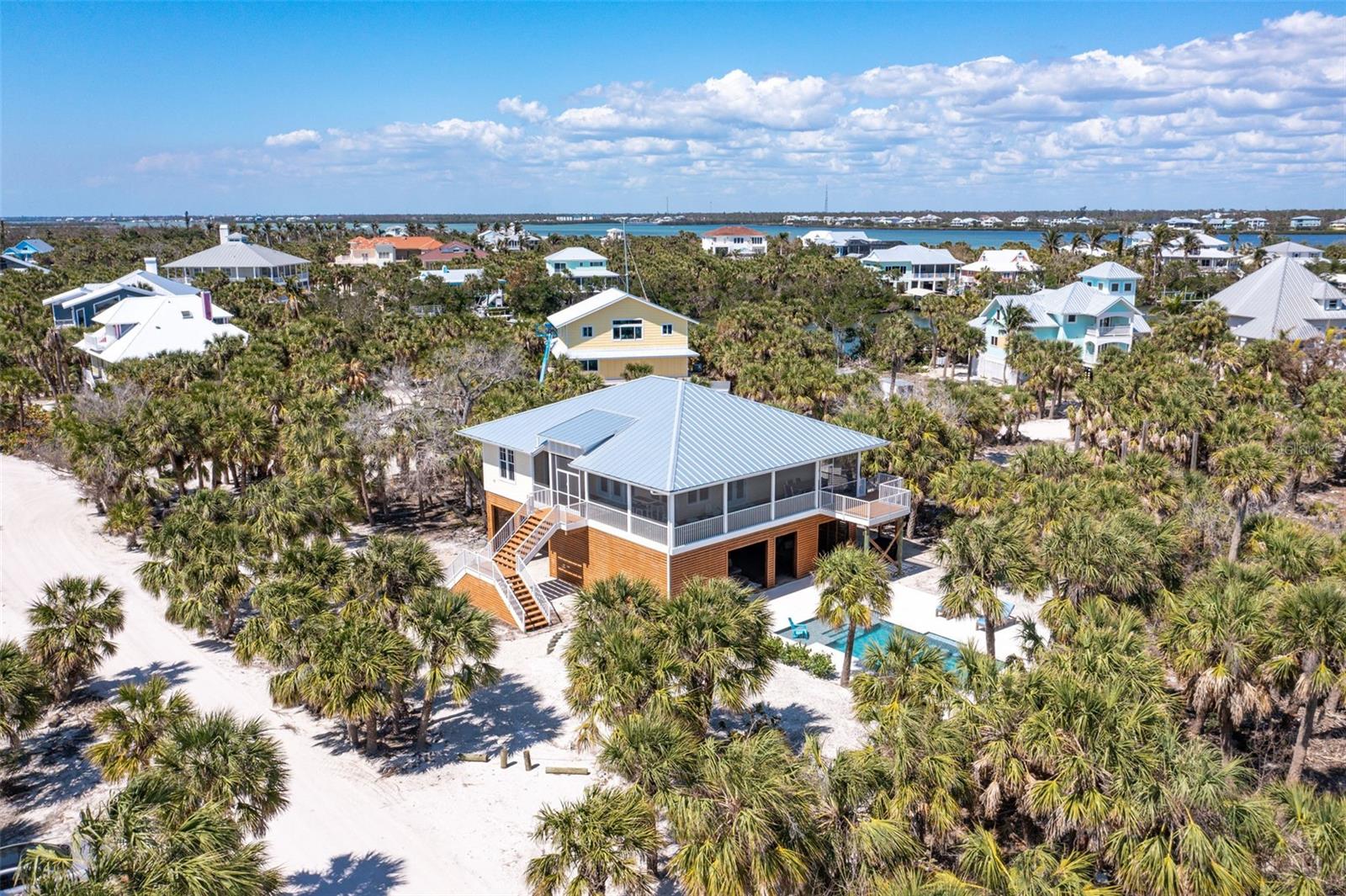 PALM ISLAND ESTATE - Residential
