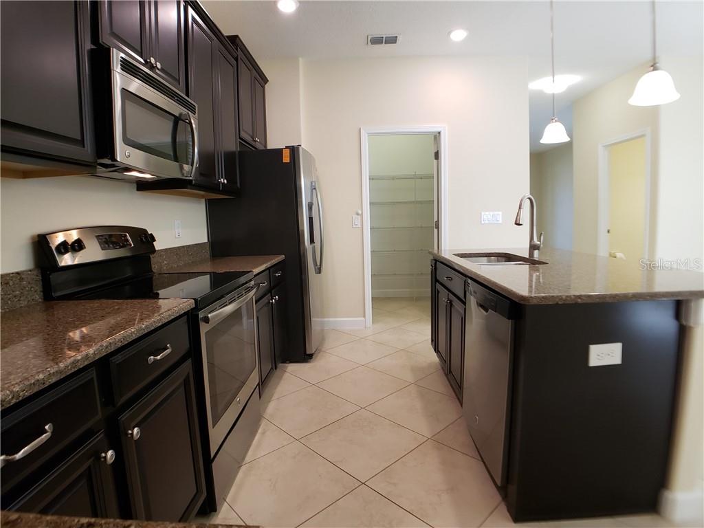 WINDERMERE SOUND PH 2 - Residential Lease