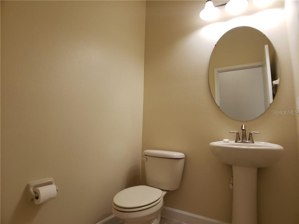 WINDERMERE SOUND PH 2 - Residential Lease