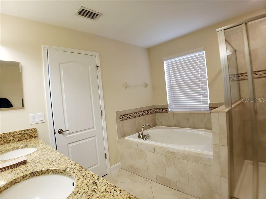 WINDERMERE SOUND PH 2 - Residential Lease