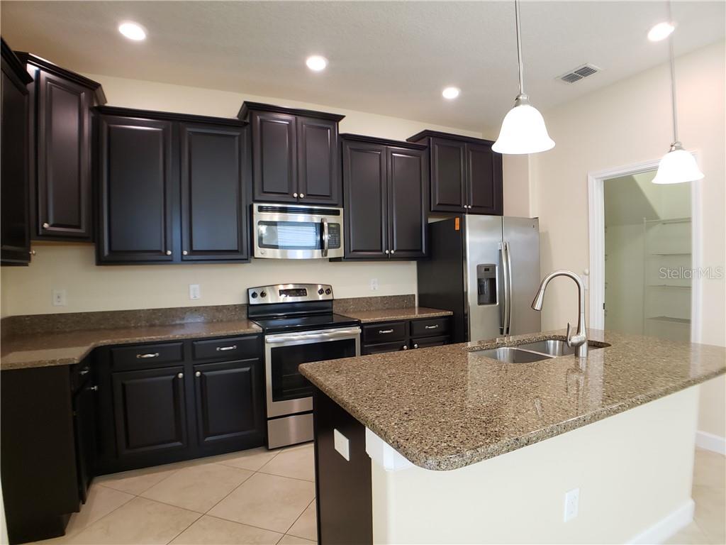WINDERMERE SOUND PH 2 - Residential Lease