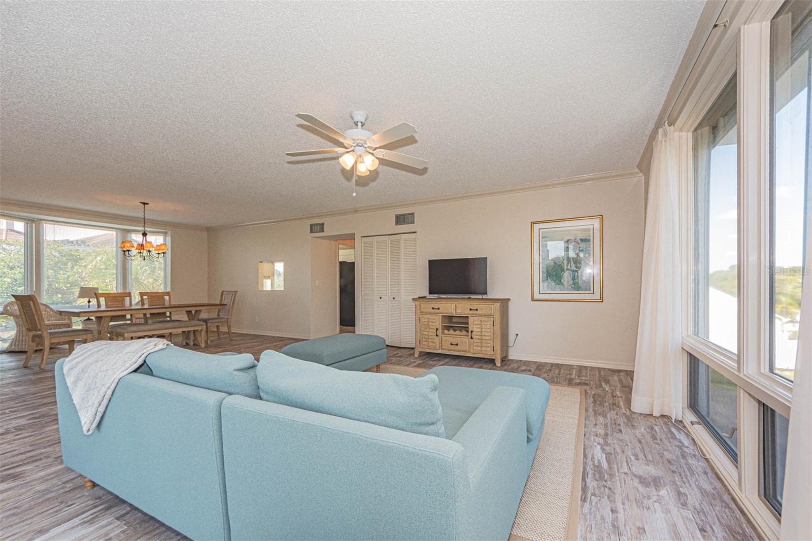 FOUNTAINS CONDO - Residential