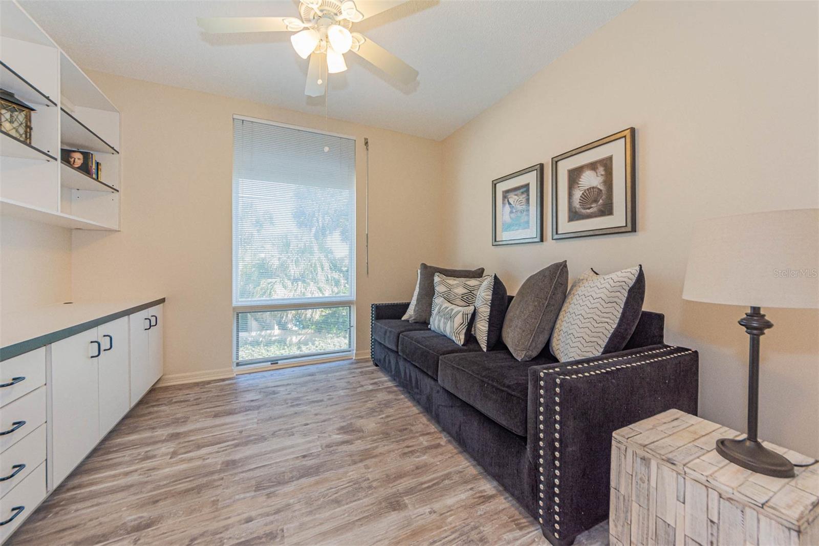 FOUNTAINS CONDO - Residential