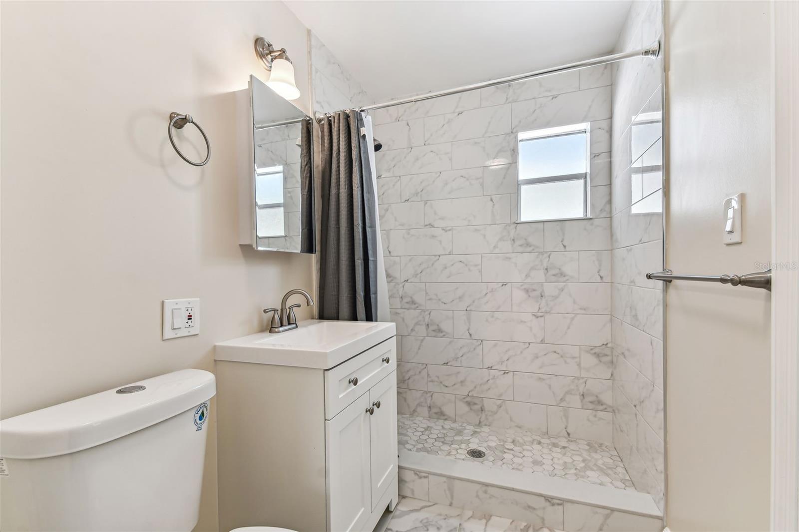 NORTH MADEIRA SHORES - Residential Lease