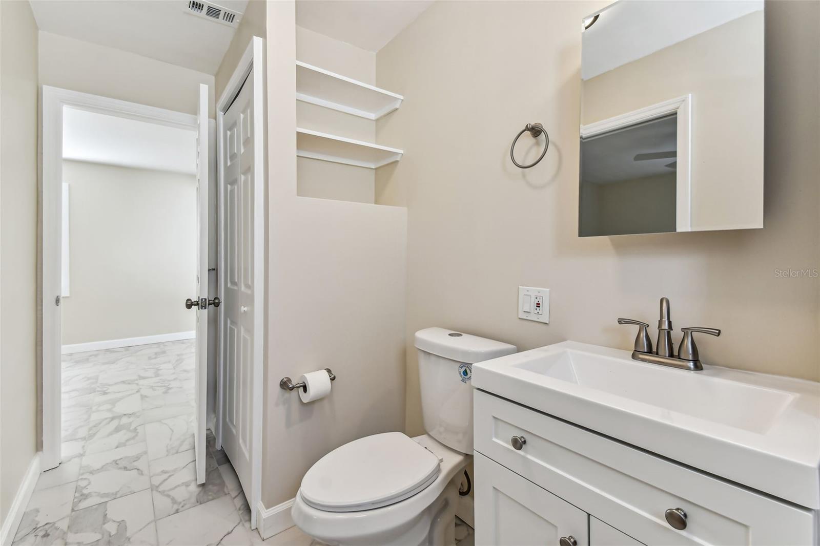 NORTH MADEIRA SHORES - Residential Lease