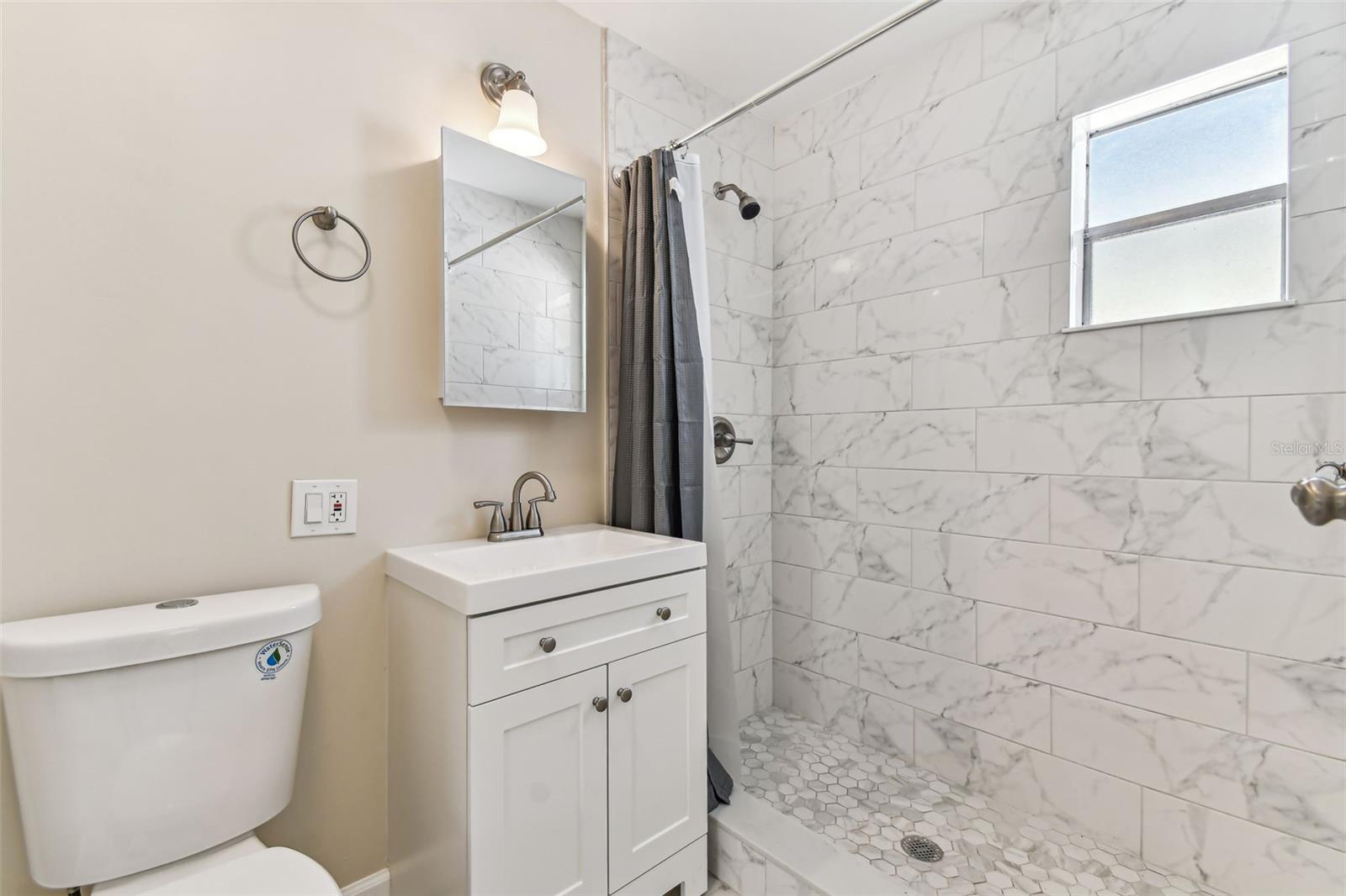 NORTH MADEIRA SHORES - Residential Lease