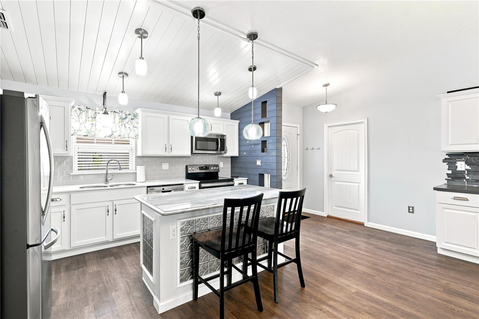 PLAT OF ROYAL PALMS - Residential