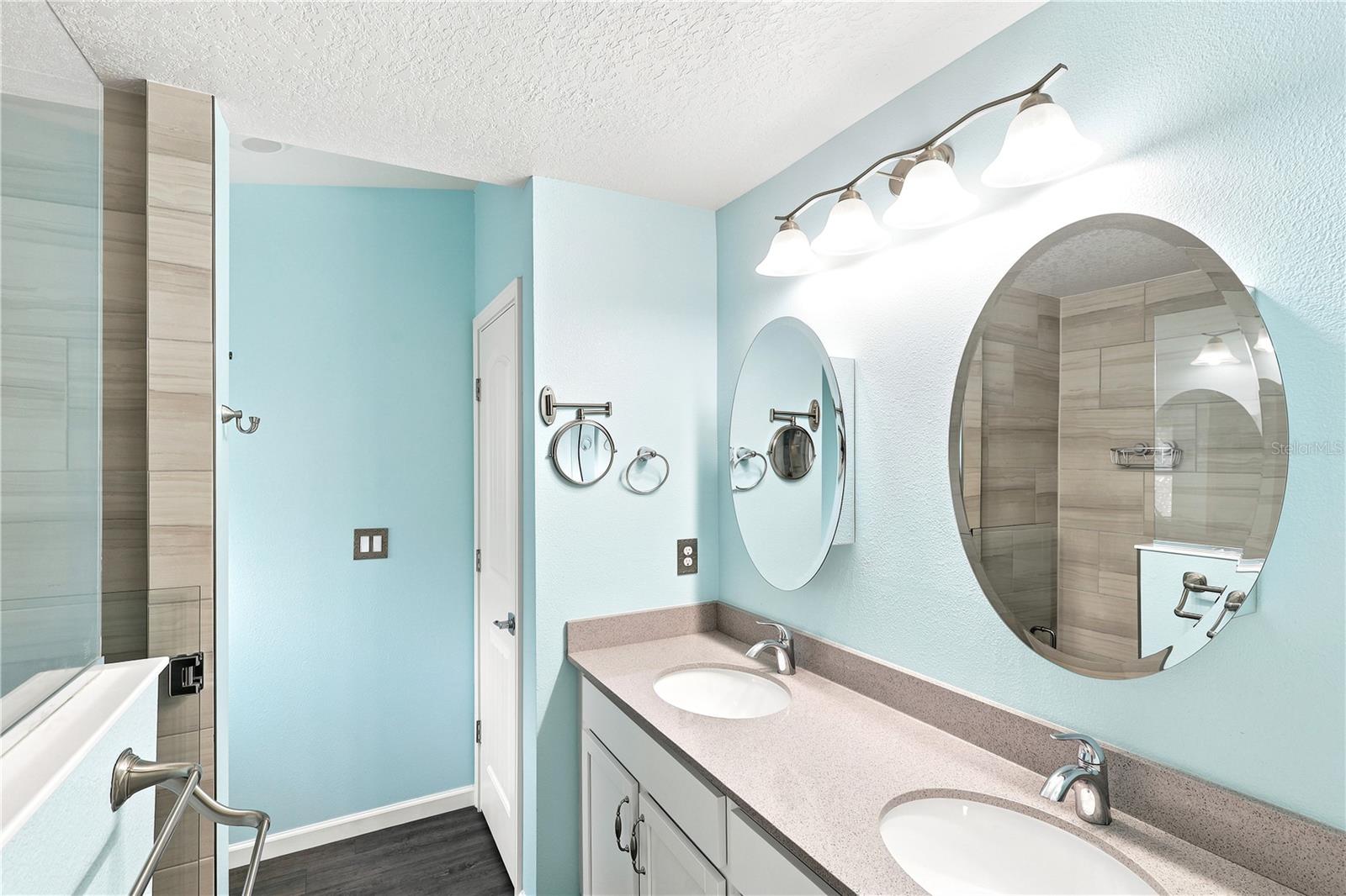 PLAT OF ROYAL PALMS - Residential