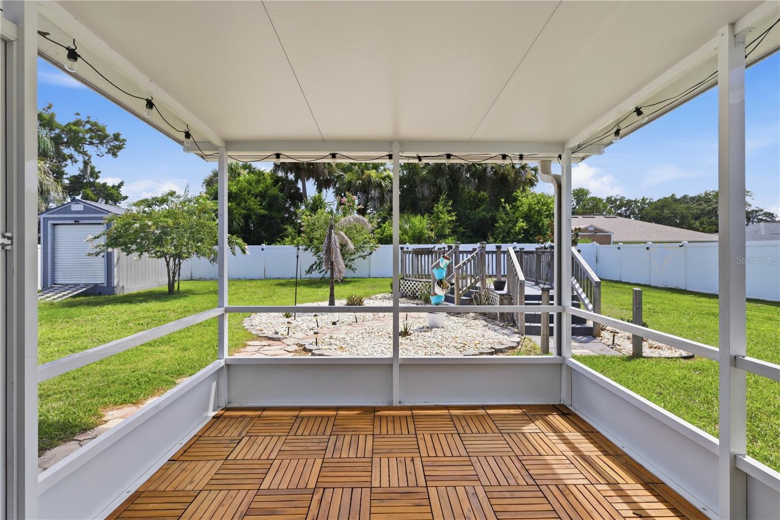 PLAT OF ROYAL PALMS - Residential