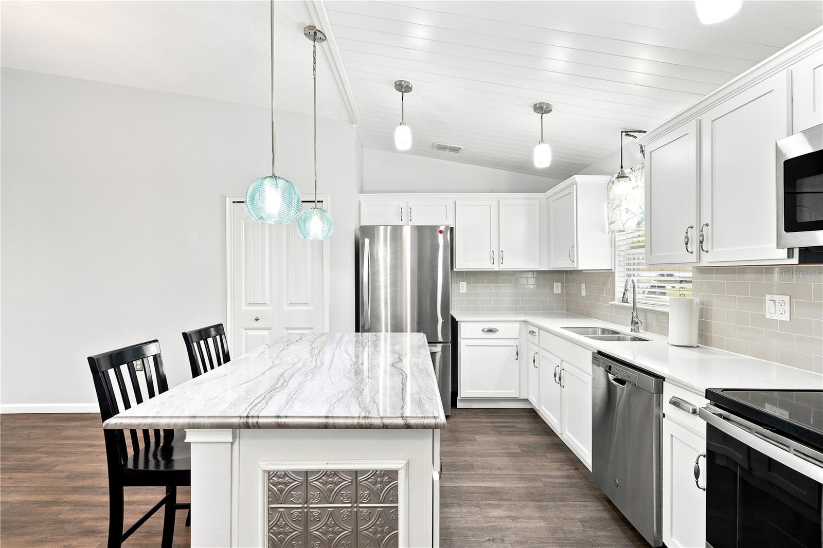 PLAT OF ROYAL PALMS - Residential