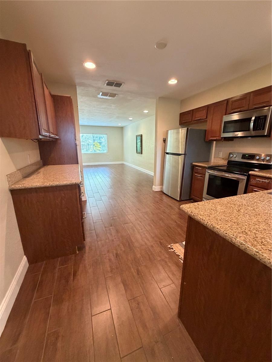 GWYNNE SUB - Residential Lease