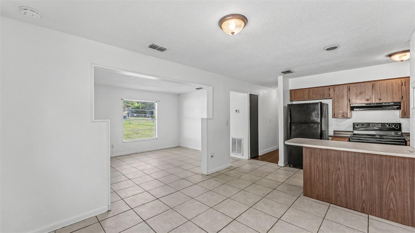 LAKE BONNET HILLS - Residential
