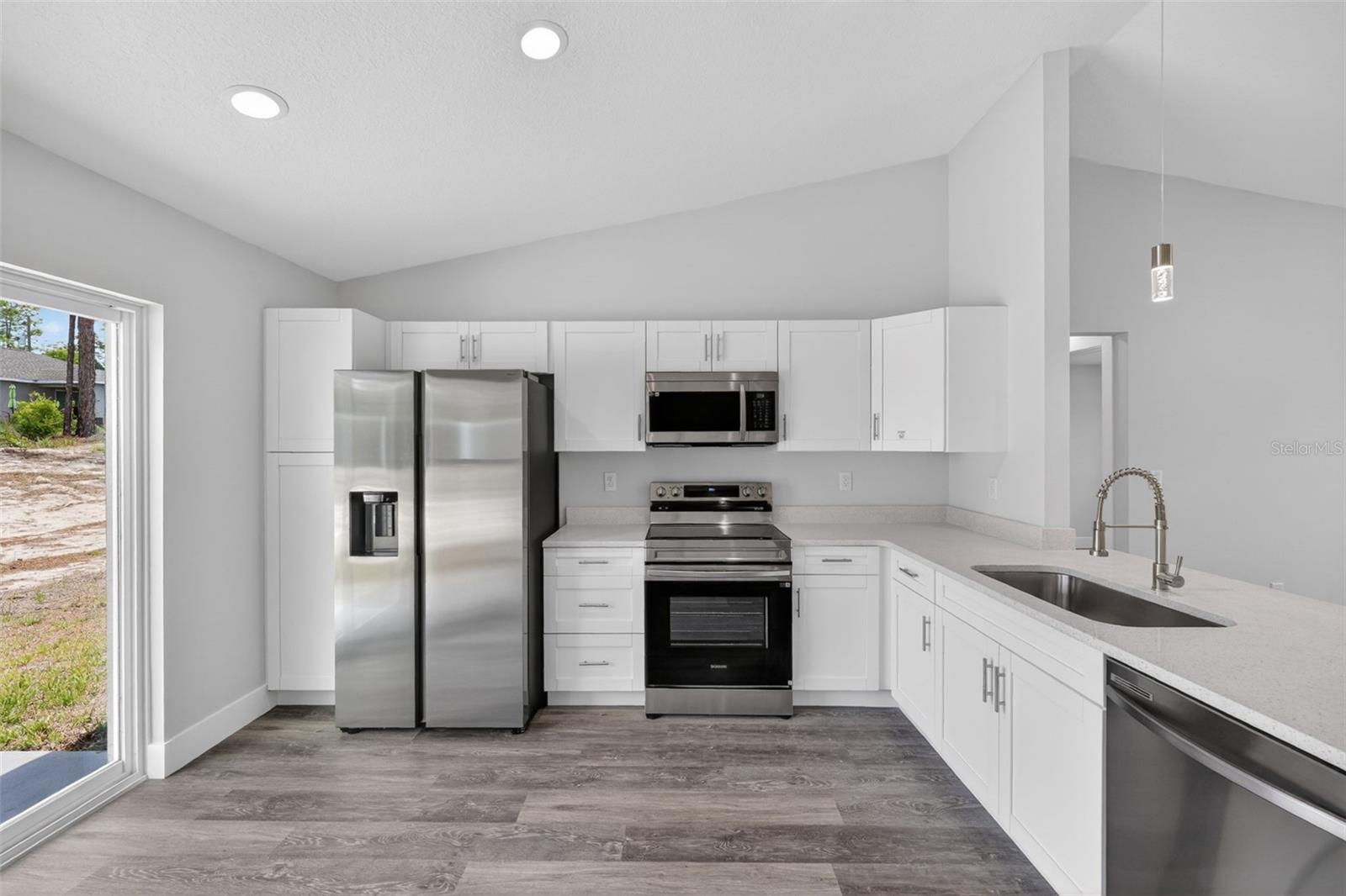 MARION OAKS UN 10 - Residential