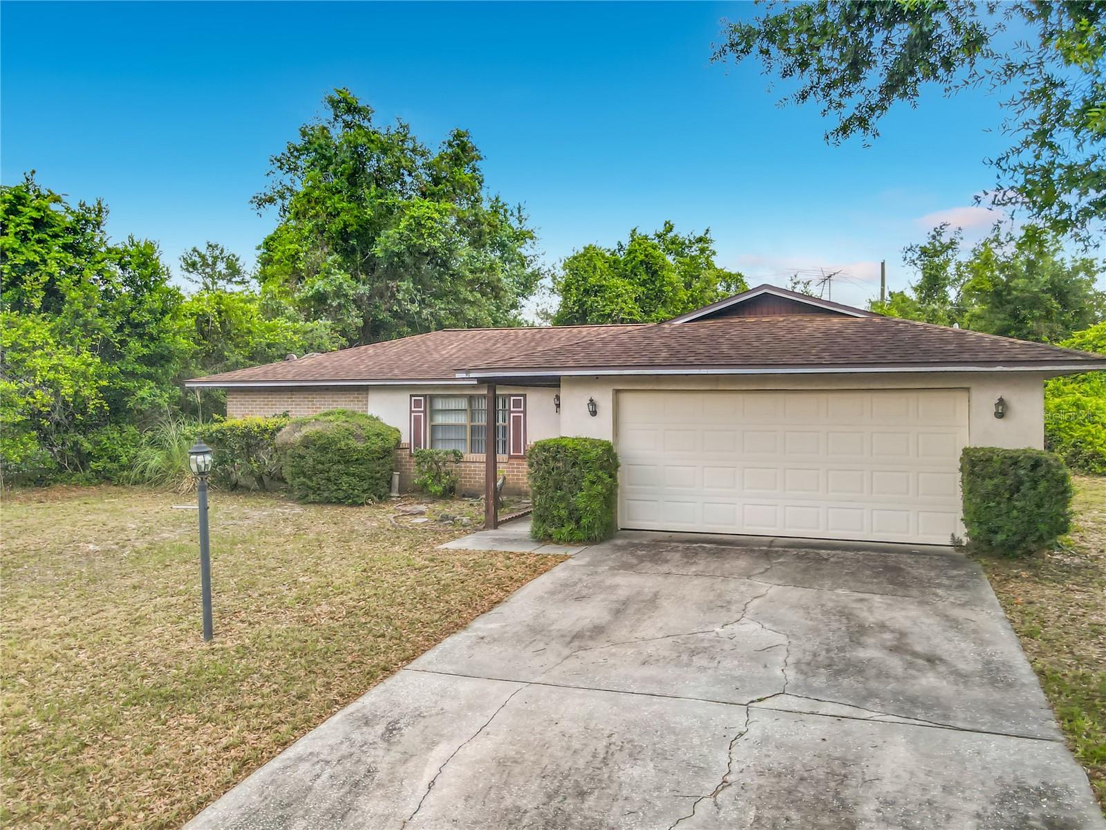 5429 - DELTONA LAKES UNIT 20 - Residential
