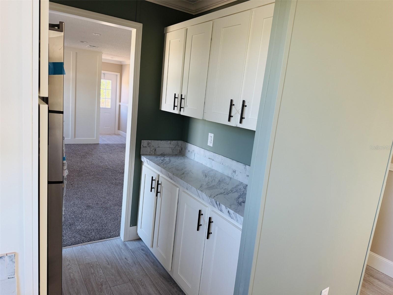 PINE MANOR SUB - Residential