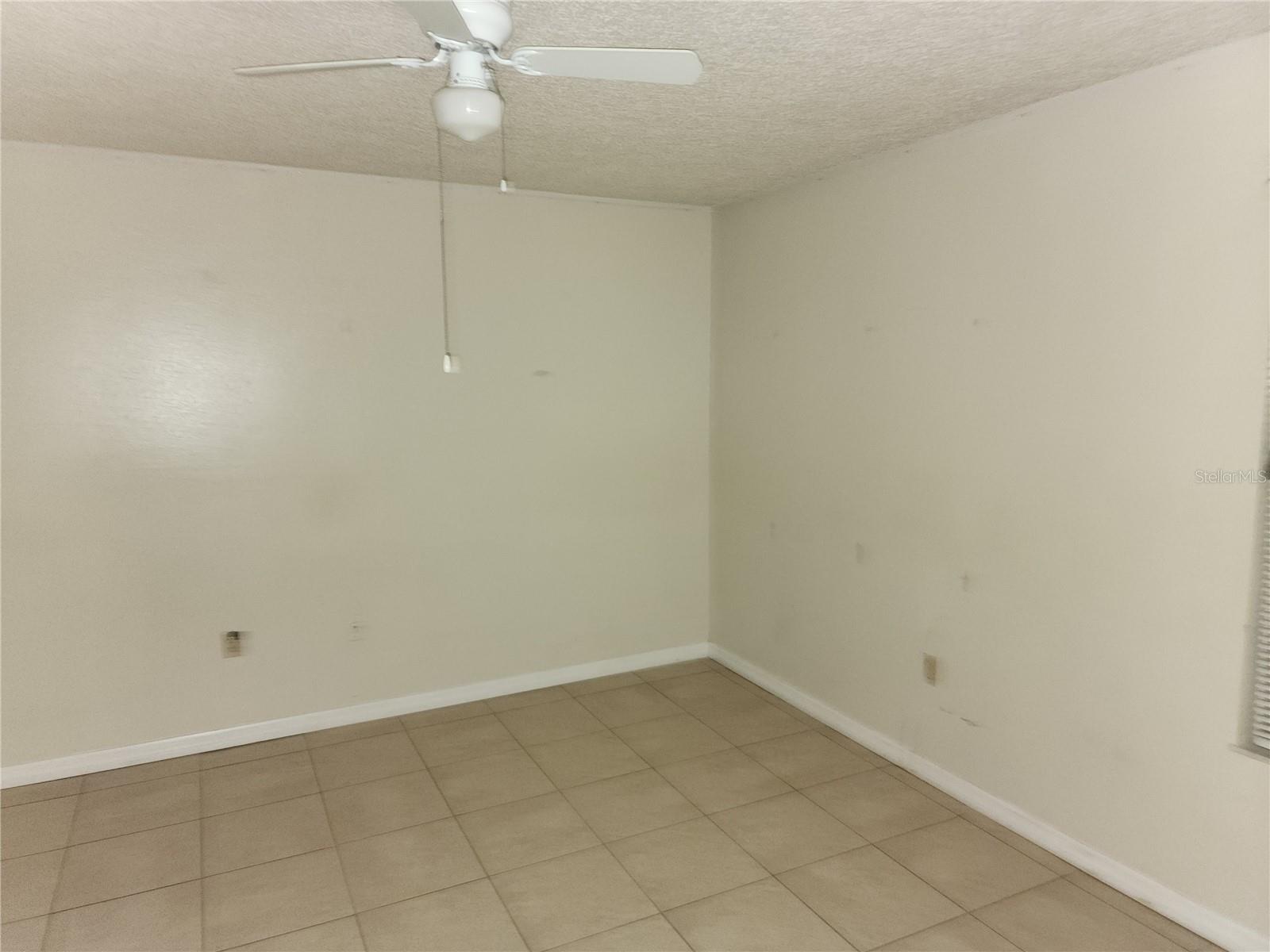 LANDING A CONDO - Residential