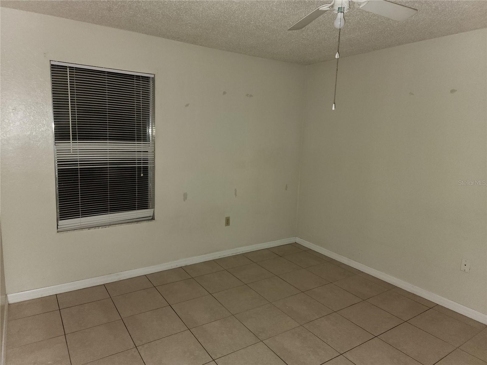 LANDING A CONDO - Residential