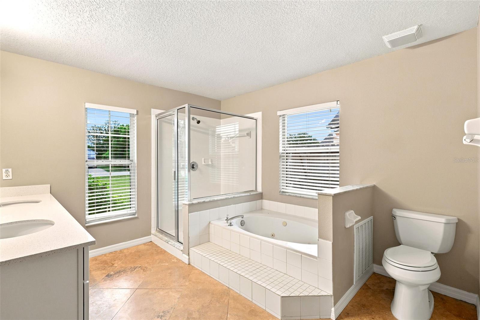 DELTONA LAKES UNIT 05 - Residential