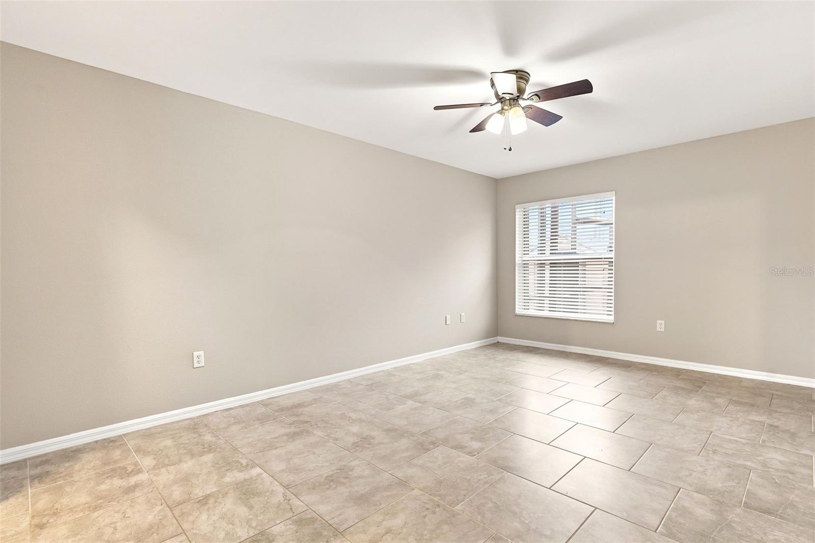 DELTONA LAKES UNIT 05 - Residential