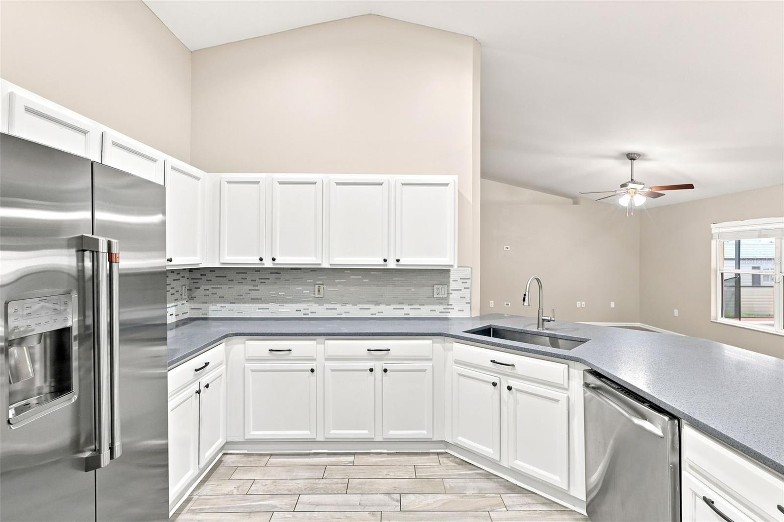 DELTONA LAKES UNIT 05 - Residential