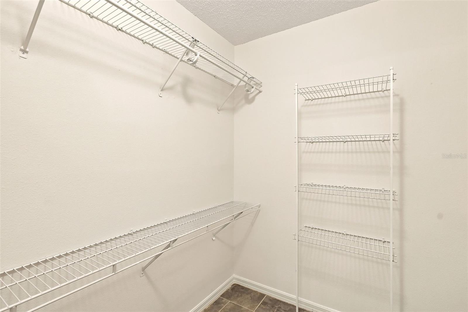 DELTONA LAKES UNIT 05 - Residential