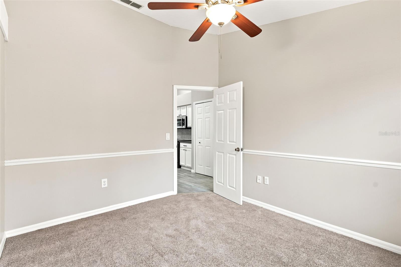 DELTONA LAKES UNIT 05 - Residential