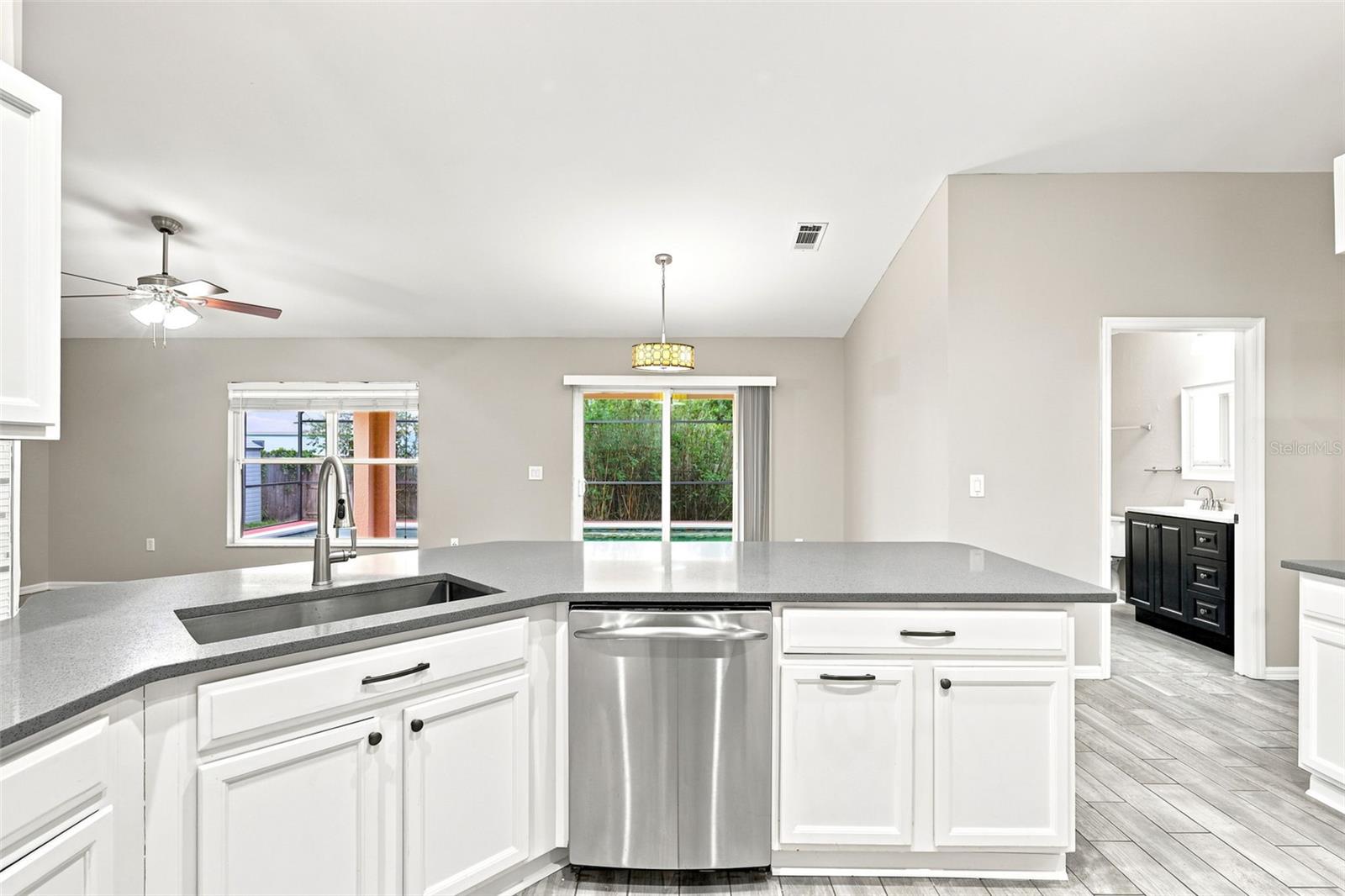 DELTONA LAKES UNIT 05 - Residential