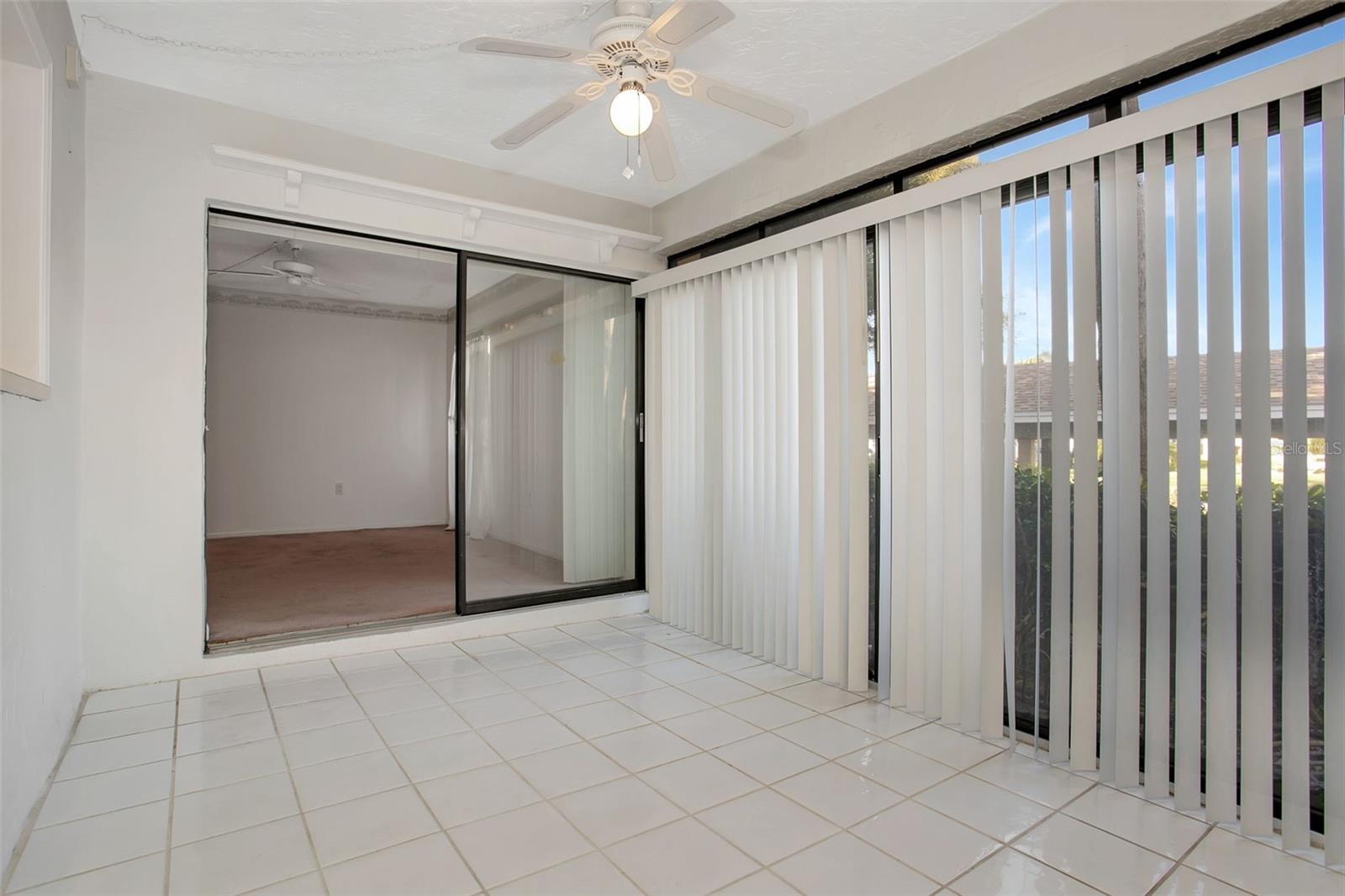 BAY HOLLOW - Residential