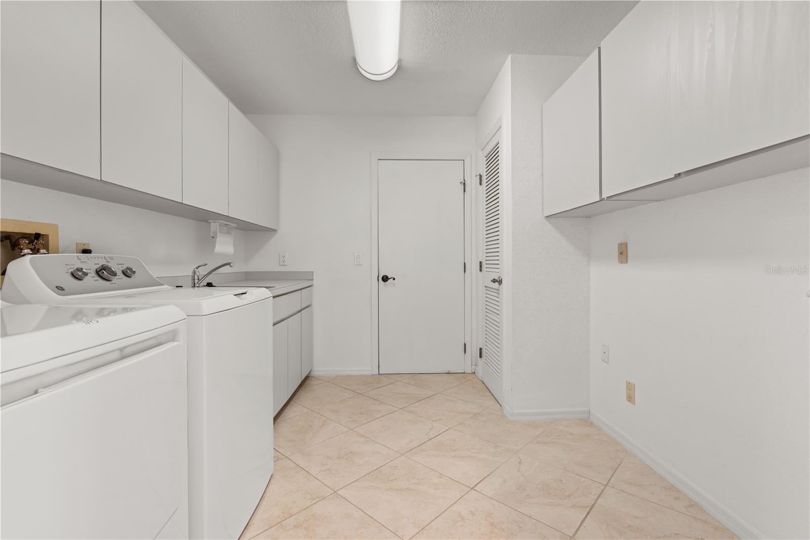 PUNTA GORDA ISLES SEC 12 - Residential