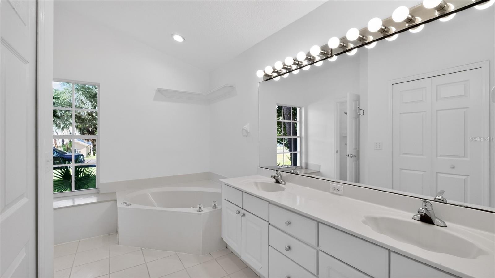 EUSTIS BRIGHTWATER PLACE - Residential