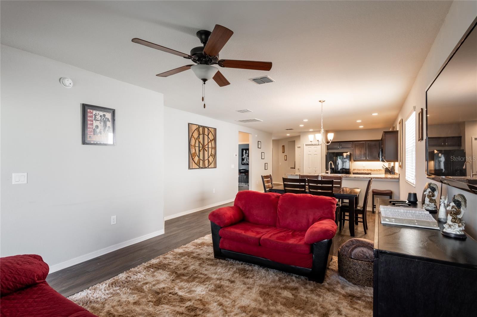 SYMMES COVE - Residential