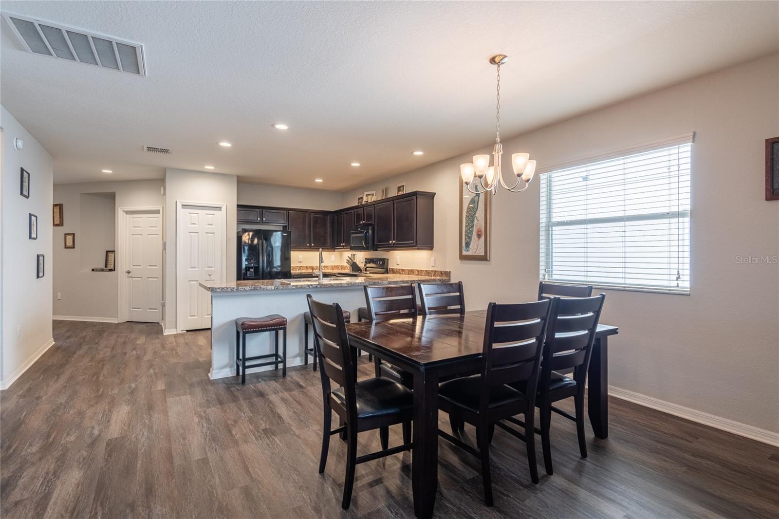 SYMMES COVE - Residential