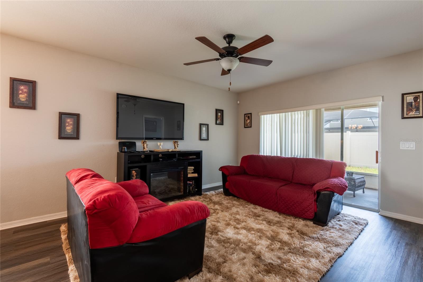 SYMMES COVE - Residential