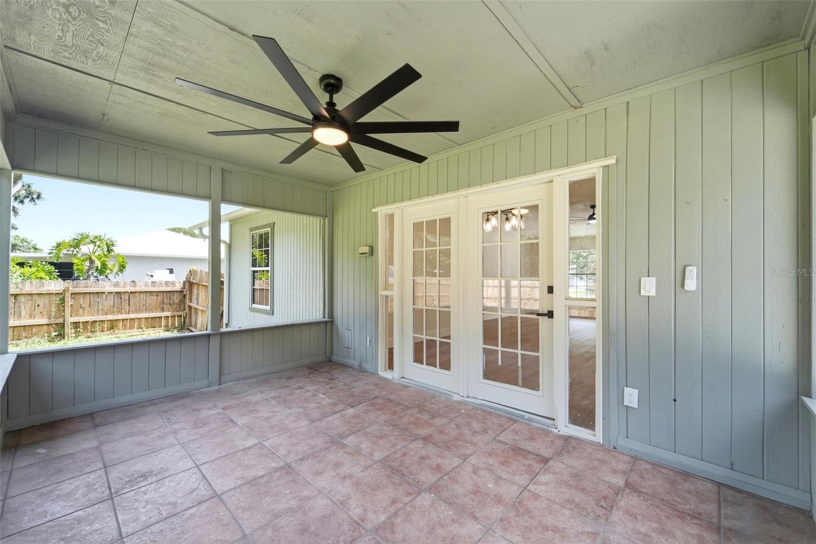 FLORIDA SHORES 01 - Residential