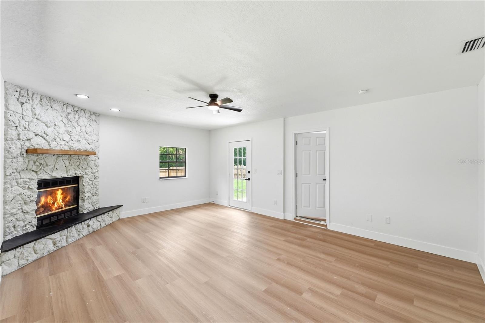 FLORIDA SHORES 01 - Residential