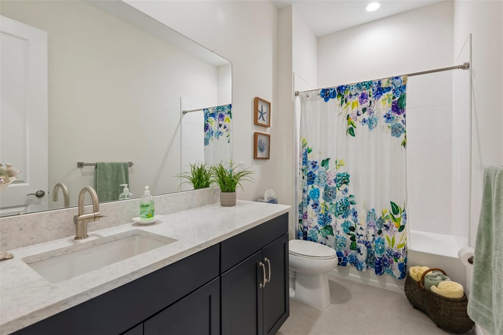 HINTON HAWKSTONE PH 1B - Residential