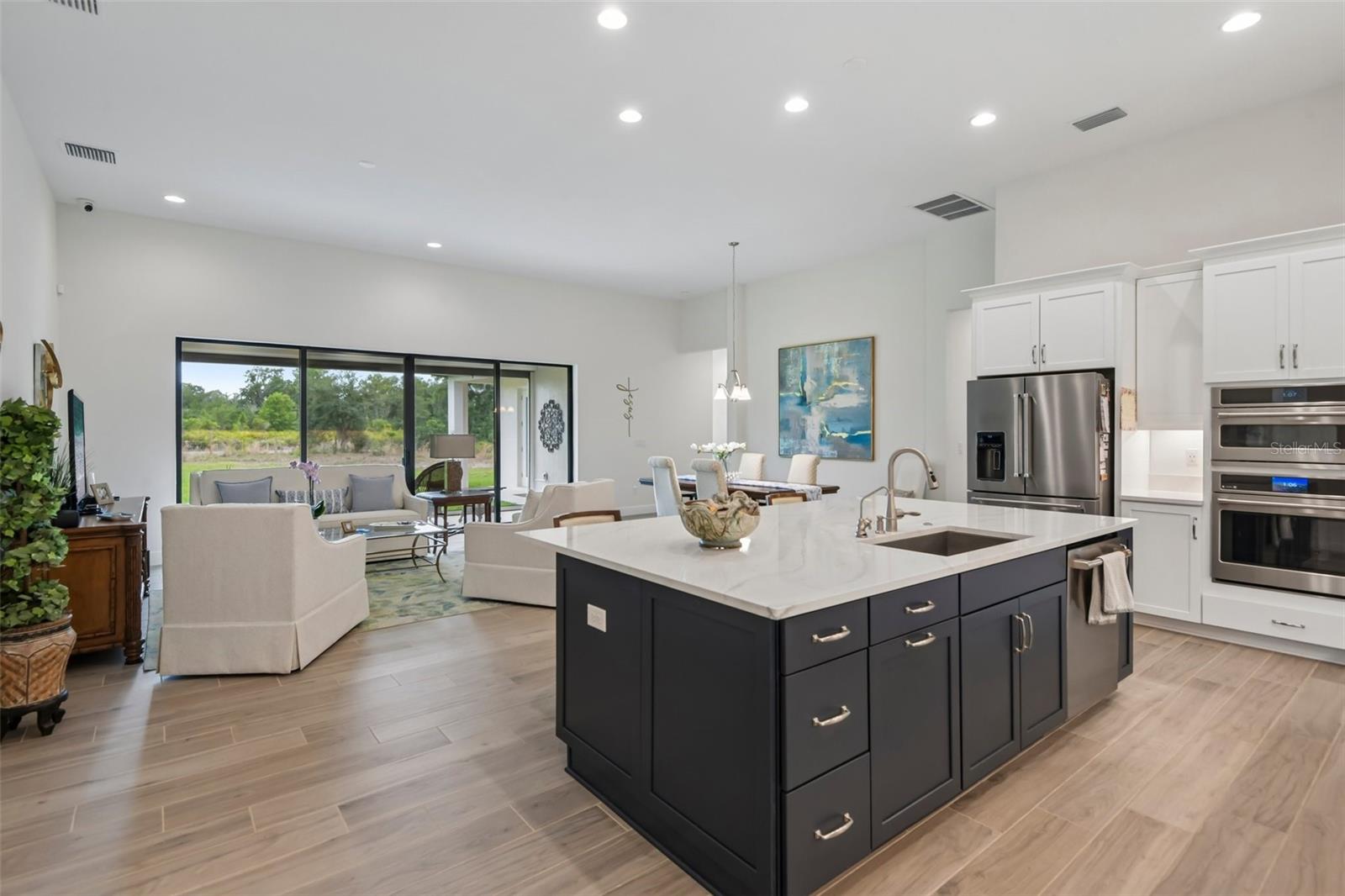HINTON HAWKSTONE PH 1B - Residential
