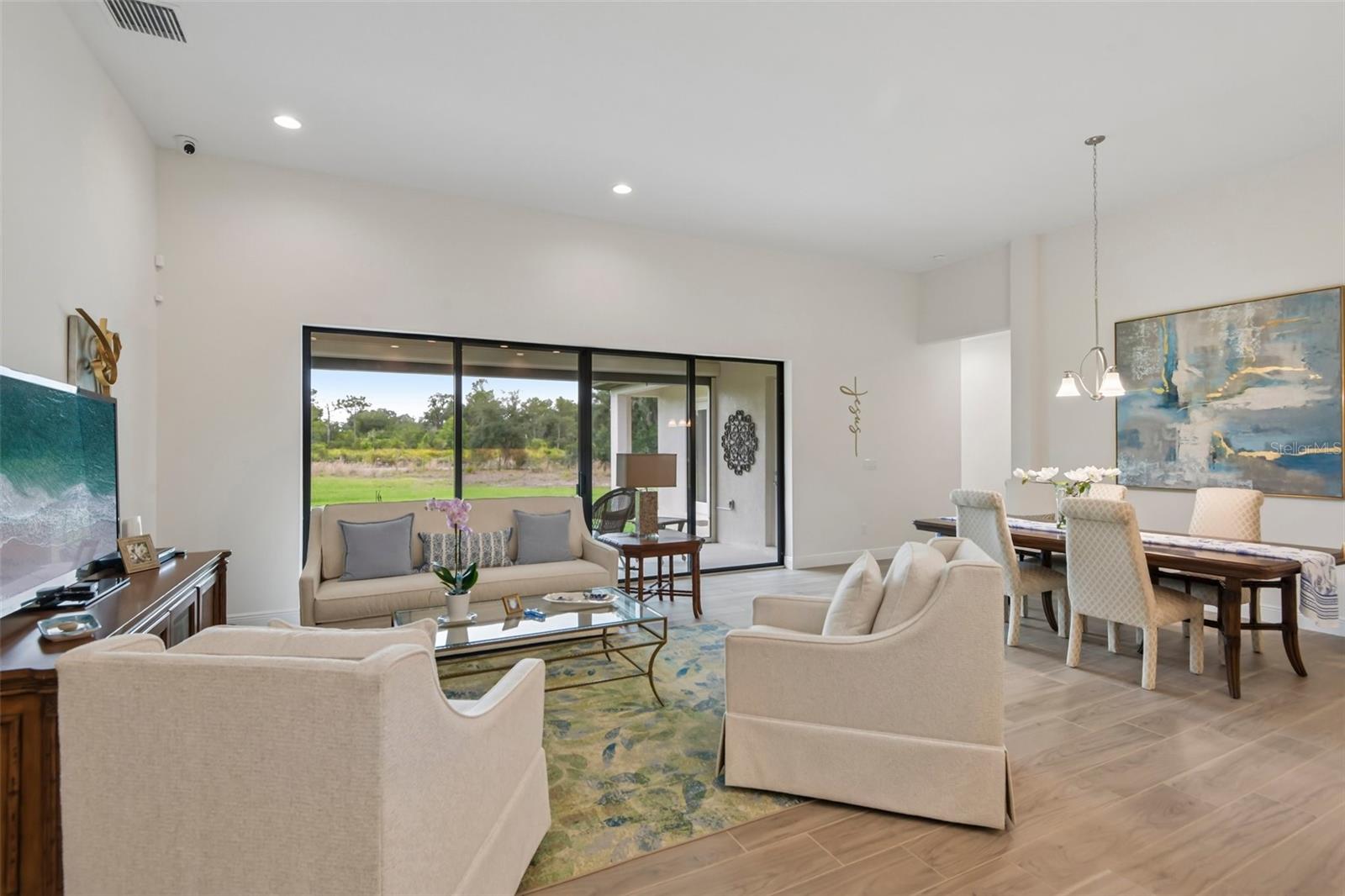 HINTON HAWKSTONE PH 1B - Residential