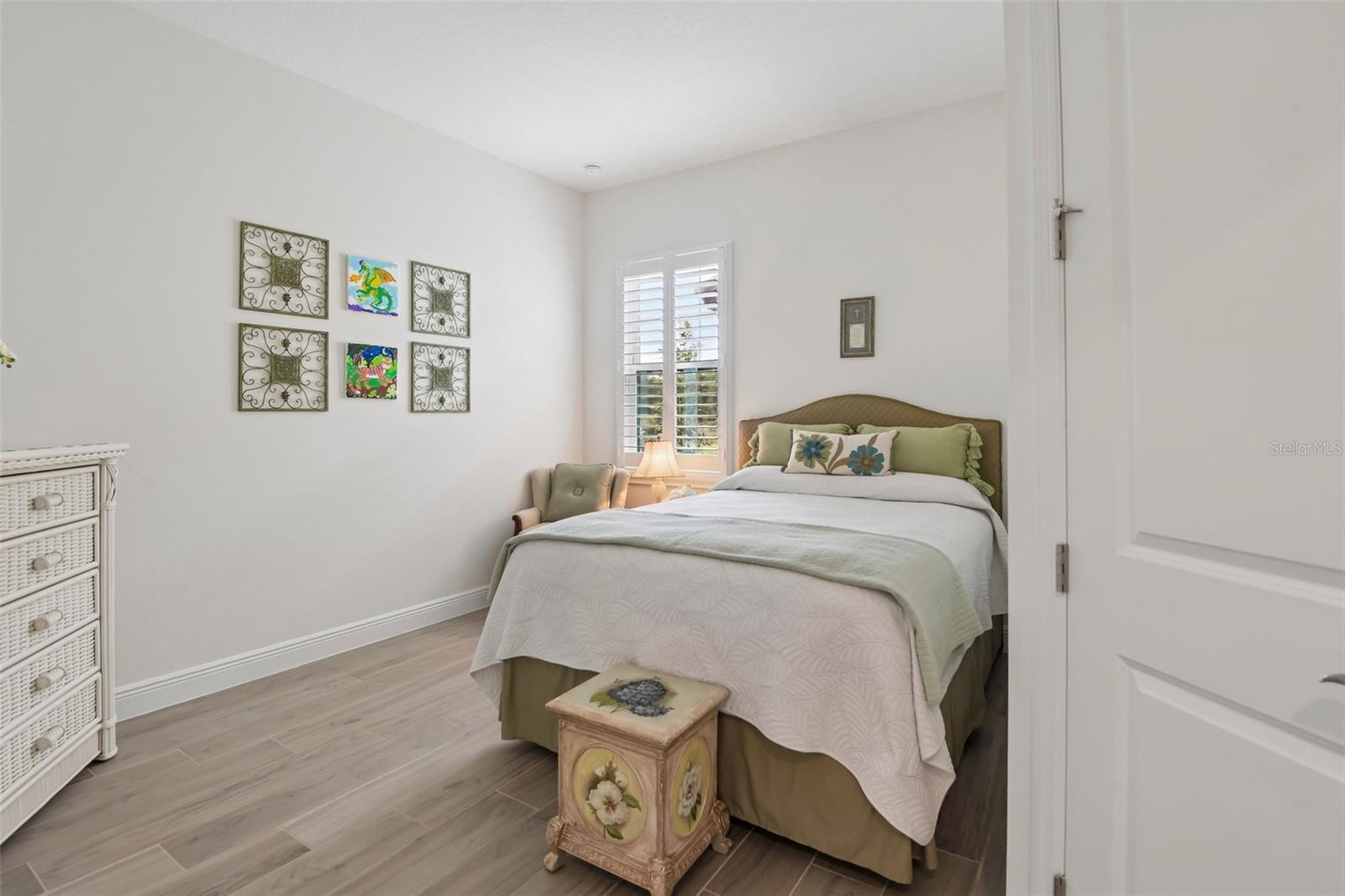 HINTON HAWKSTONE PH 1B - Residential