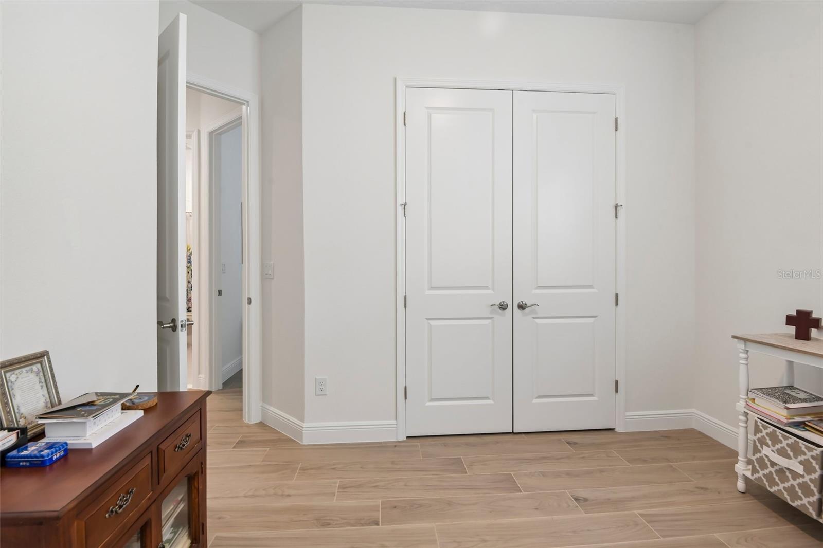 HINTON HAWKSTONE PH 1B - Residential