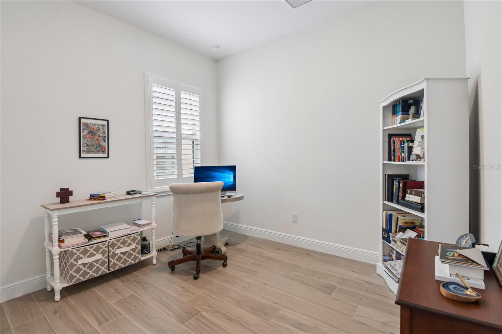 HINTON HAWKSTONE PH 1B - Residential